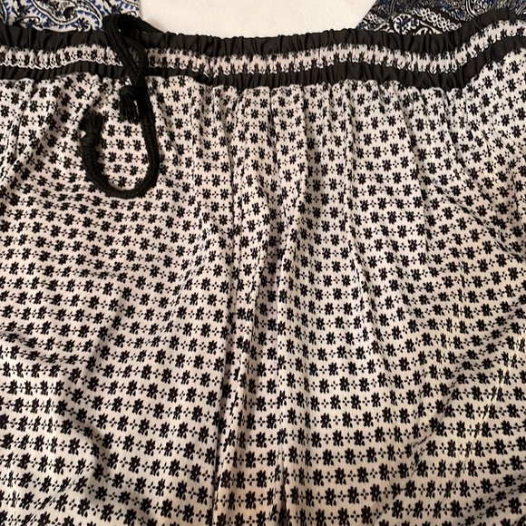 Women’s long Nylon pants size small/medium black white blue pattern drawstring - Picture 8 of 10